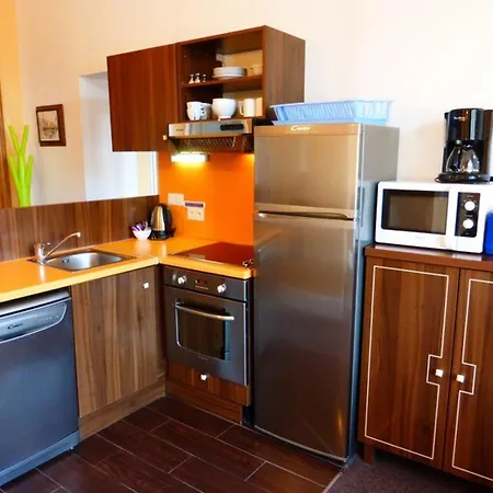 Apartment 3 Pieces Avec Terrasse Et Parking A - Fr-1-804-24 *
