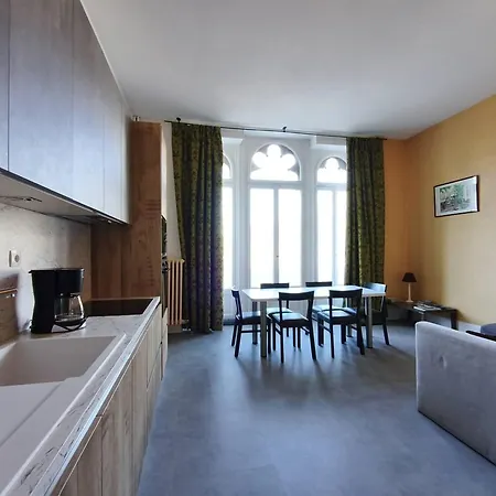 De Standing Avec Terrasse Et Parking A - Fr-1-804-24 Jausiers