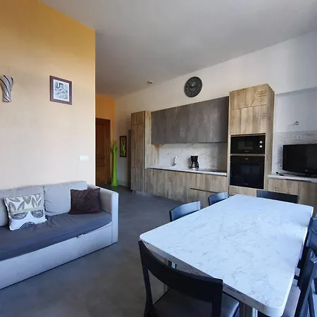 Apartamento De Standing Avec Terrasse Et Parking A - Fr-1-804-24 Jausiers